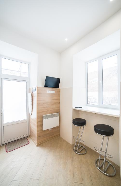 Mini Apartment On Kulisha 29-3 Lviv Exterior photo